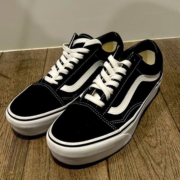 Vans Shoes - Black Vans Women’s size 8.5